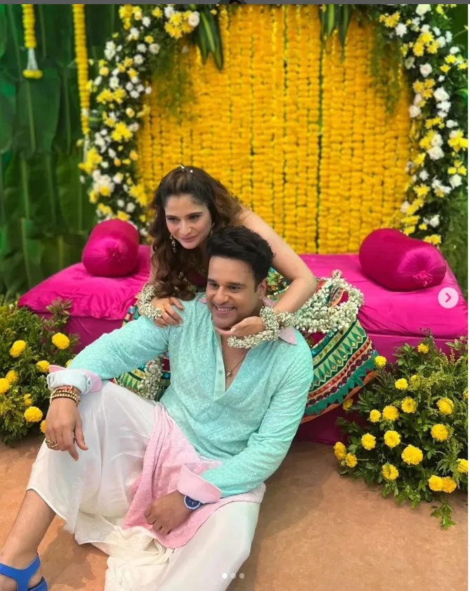 Arti singh with Krushna Abhishek