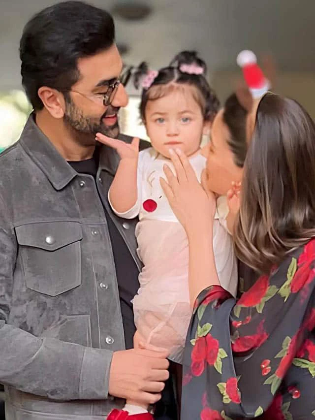 Ranbir kapoor with daughter and wife