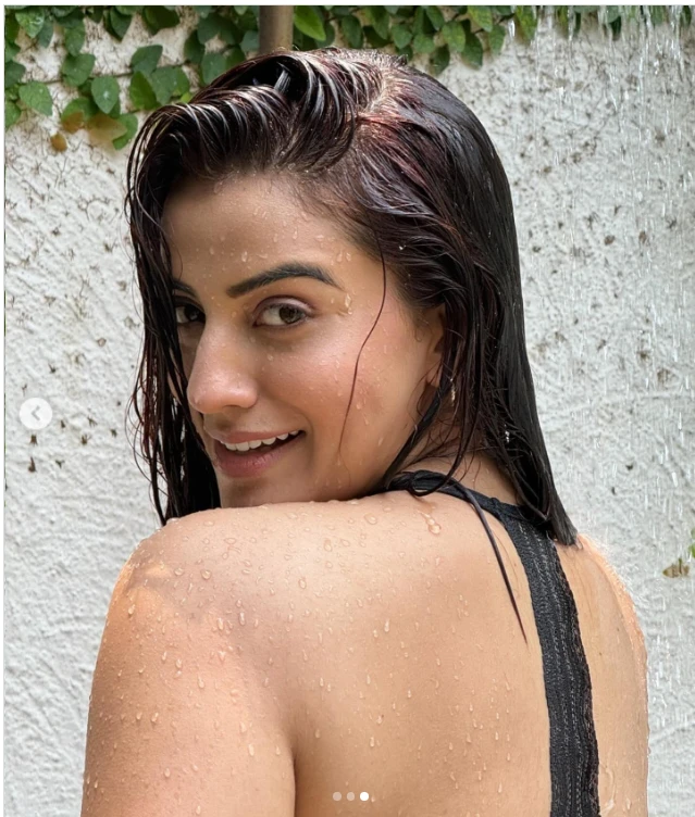 Akshra Singh