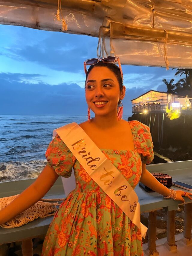 TMKOC Actress Jheel Mehta Enjoyed her Bachelorette Party | Pics Viral